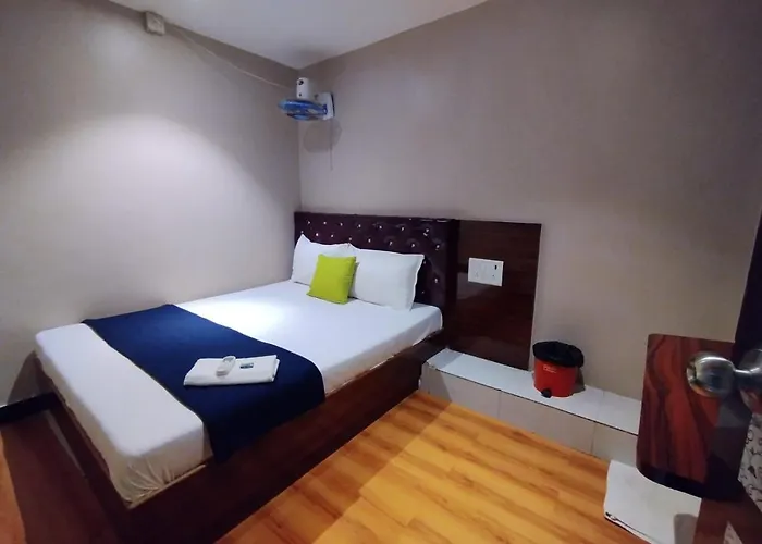 Hotel Aspen - Near International Airport
